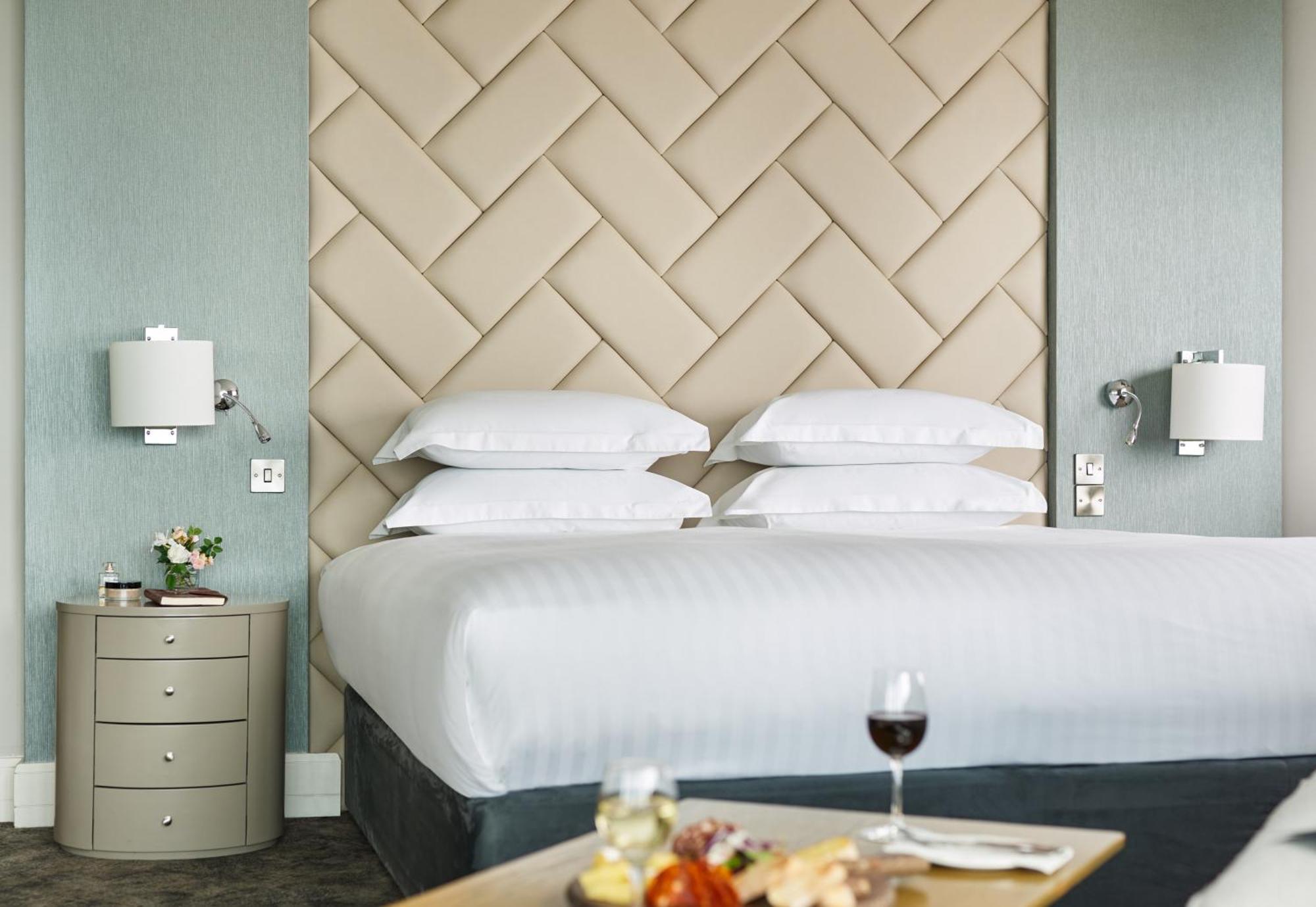 The Galmont Hotel & Spa Galway Exterior photo